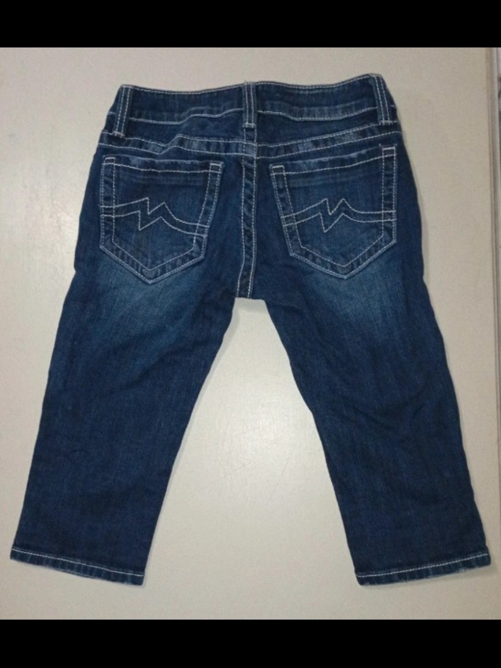 Miss Me Indigo Cropped Ankle Jeans - Picture 3 of 3